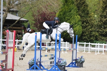 Hannah Thorne lands the NAF Five Star Summer Bronze Qualifier at Dorset Showground